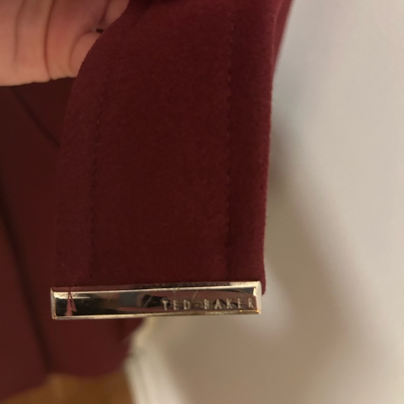 Ted Baker Long Wool Blend Wrap Coat in Burgundy, Size 2 (US 4-6 - Picture 5 of 7